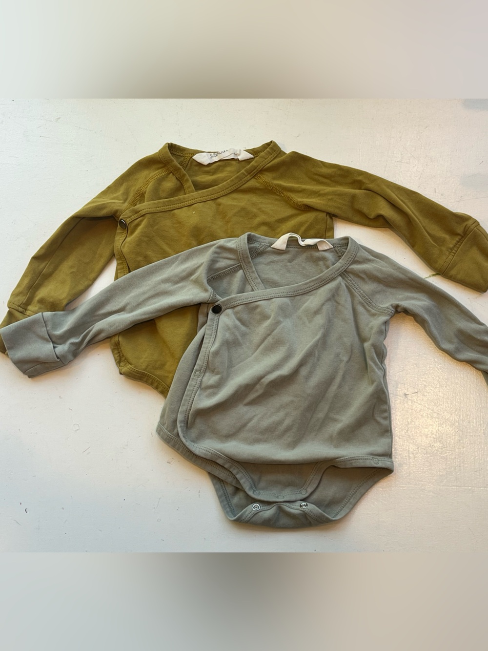Susukoshi Baby Wrap Kimono long Sleeve Bodysuits in Olive Green and Sage